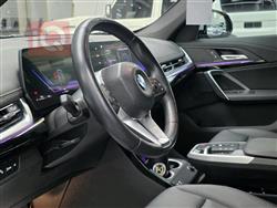 بی ئێم دەبڵیو X1